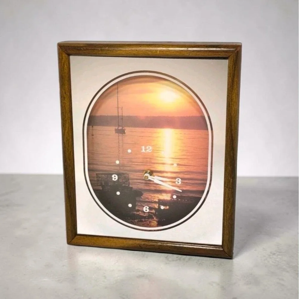 1970s Intercraft Shadowbox Wall Clock Fisherman Seascape Sunset MCM Works VNTG